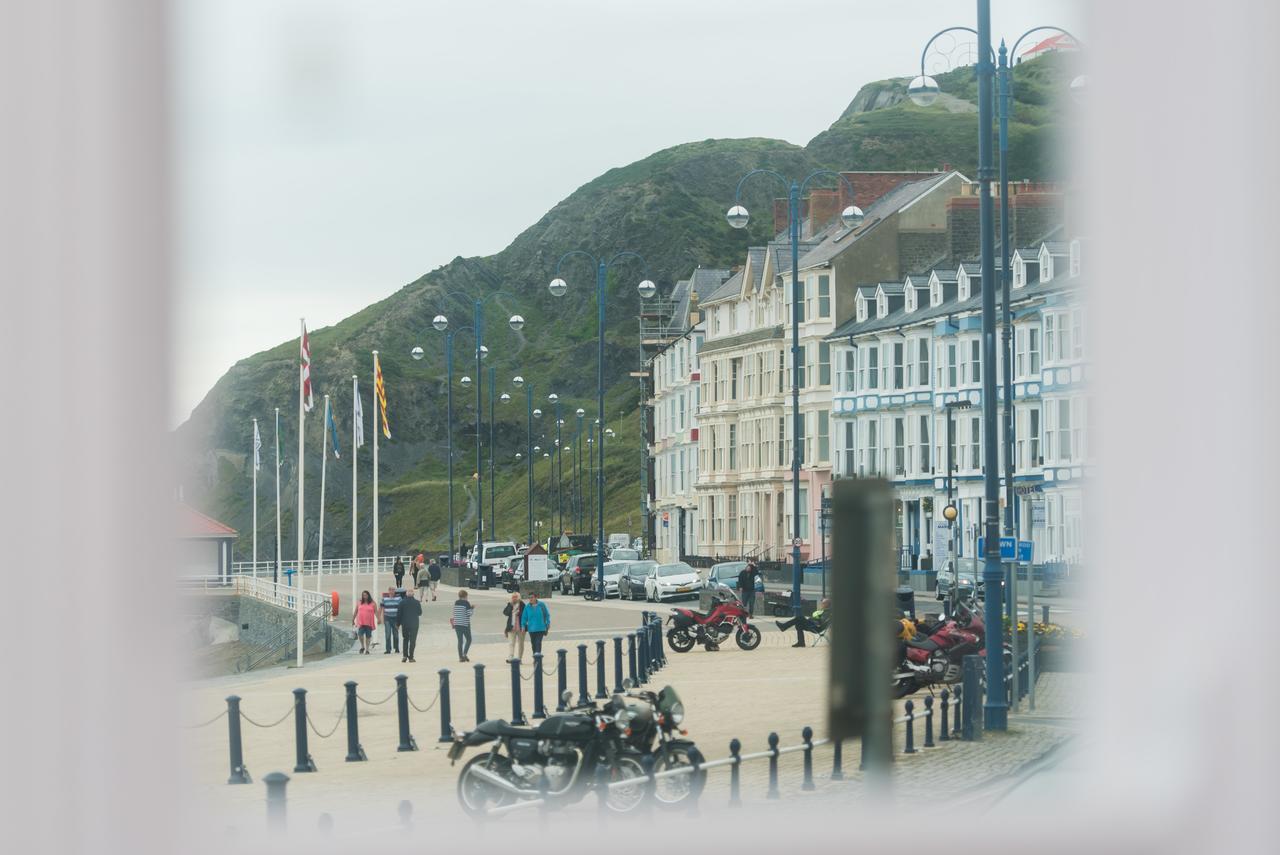 Sea View Ar Lan Y Mor Luxury Apartment Aberystwyth Eksteriør bilde